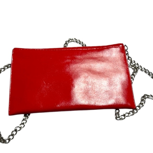 Lodis Red Crossbody Bag with Quilted Texture and silver clasp - Picture 5 of 13